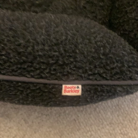 Boots and barley black dog bed! Slightly used—not abused. Dogs under 27pounds - Picture 3 of 4